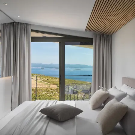 Magical Perched In The Peljesac Archipelago Apartment